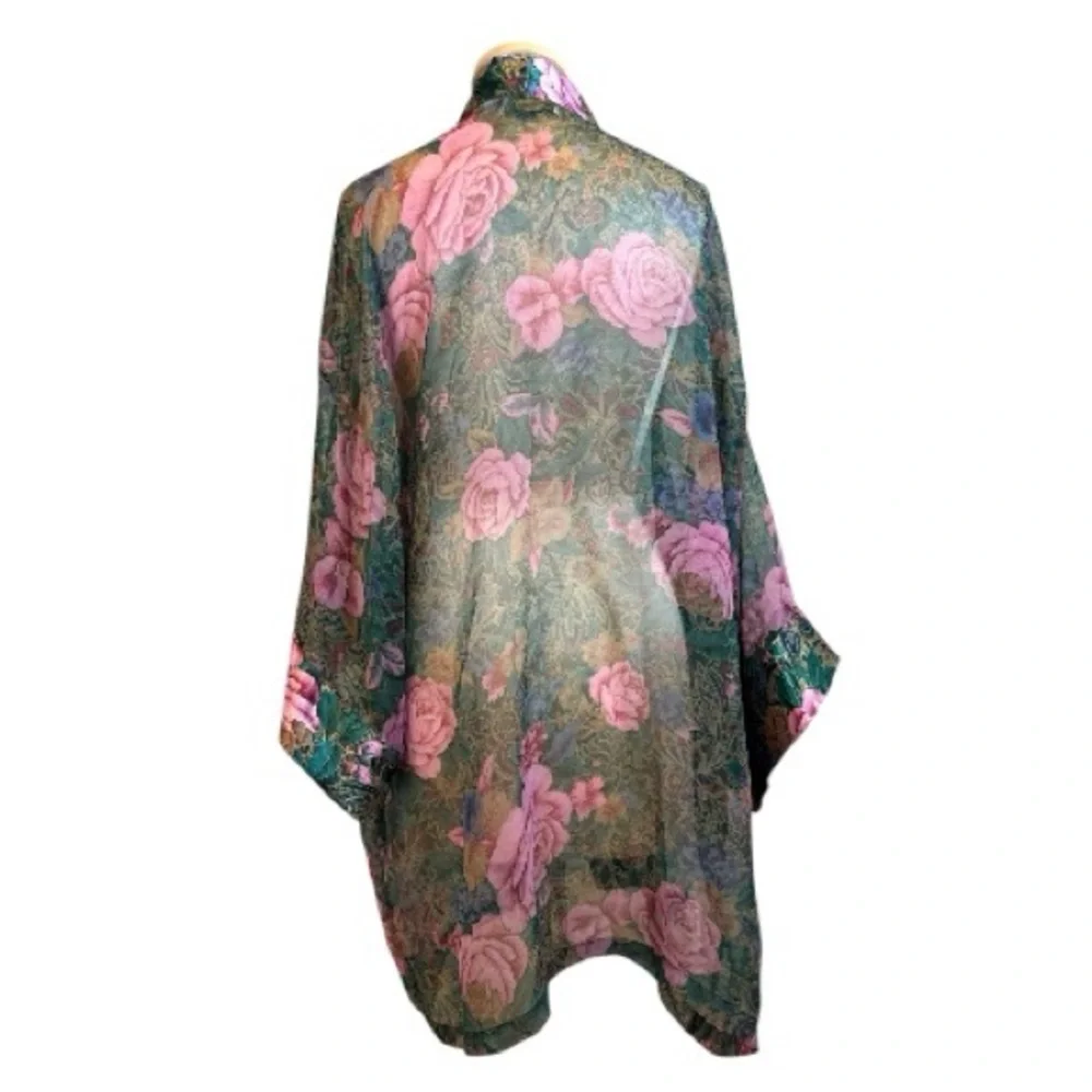 Vintage Victoria’s Secret Gold Label Sheer Floral Kimono One Size
